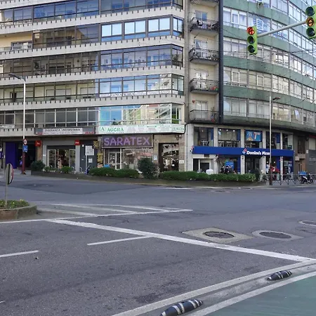 Piso Céntrico De 5 Con Garaje En Apartamento Vigo