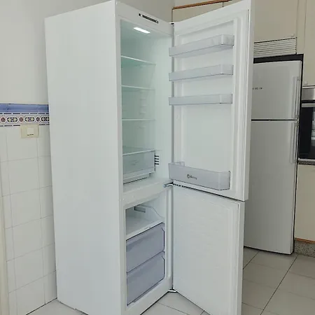Piso Centrico De 5 Con Garaje En Vigo