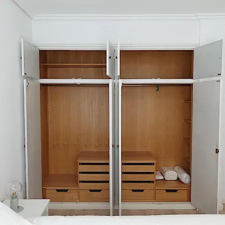 Piso Céntrico De 5 Con Garaje En Apartamento Vigo