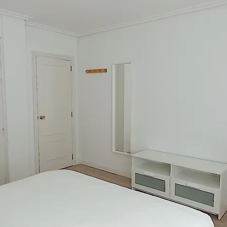 Apartment Piso Centrico De 5 Con Garaje En